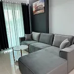 Gael Luxury Apartment